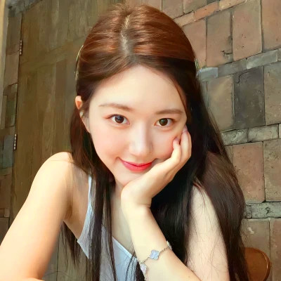 女生头像氛围感小众真人高级图片