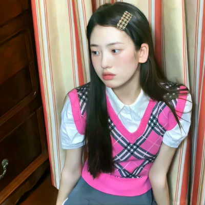 女生头像氛围感小众真人高级图片