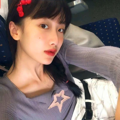 女生头像氛围感小众真人高级图片
