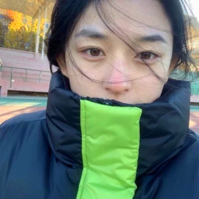 女生头像氛围感小众真人高级图片