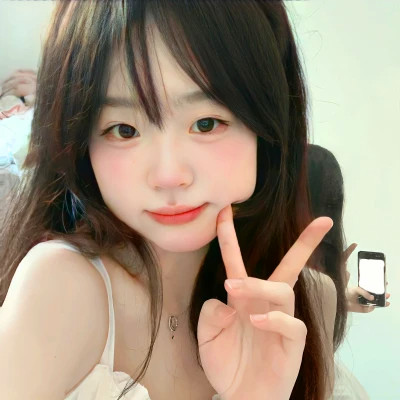 女生头像氛围感小众真人高级图片
