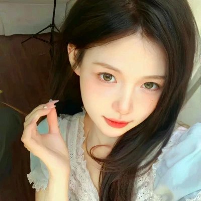 女生头像氛围感小众真人高级图片