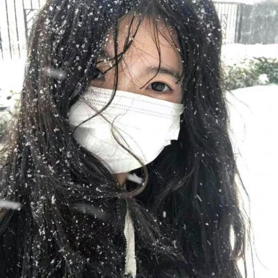 女生头像氛围感小众真人高级图片