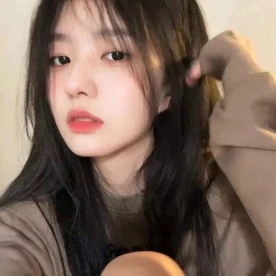 氛围感好看的超火女生头像