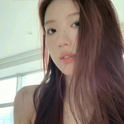 氛围感好看的超火女生头像
