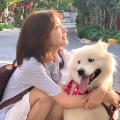 氛围感好看的超火女生头像