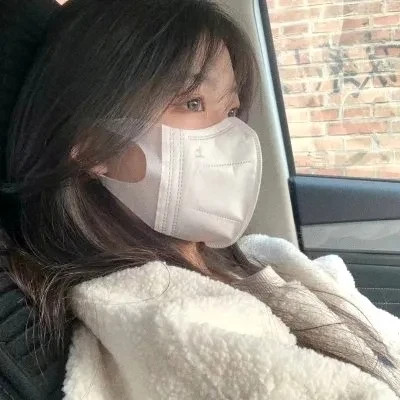 氛围感好看的超火女生头像