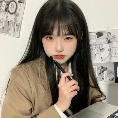 氛围感好看的超火女生头像