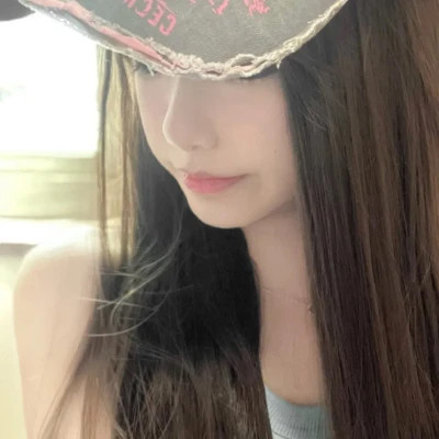 氛围感好看的超火女生头像
