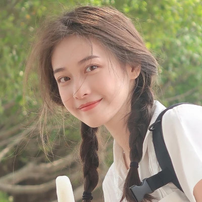 氛围感好看的超火女生头像