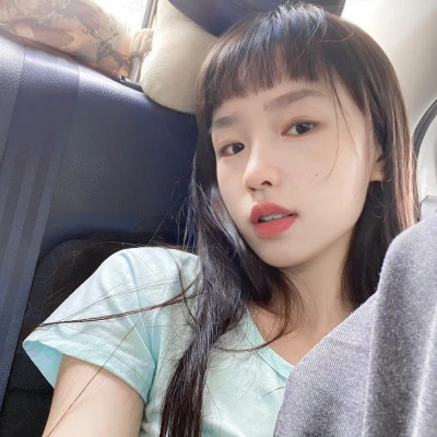 氛围感好看的超火女生头像