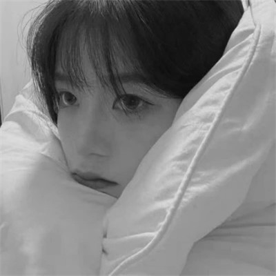 高级头像女氛围感黑白