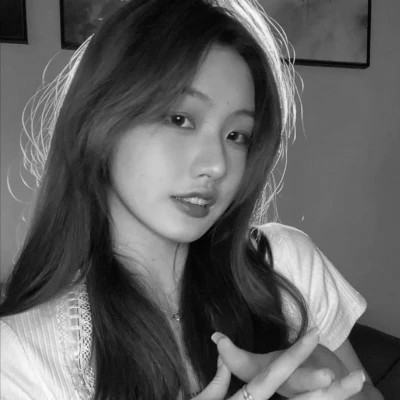 高级头像女氛围感黑白