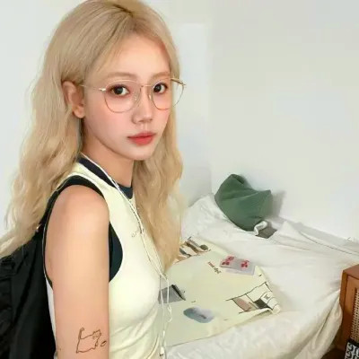 氛围感图片气质头像女生