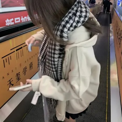 氛围感微信女生头像