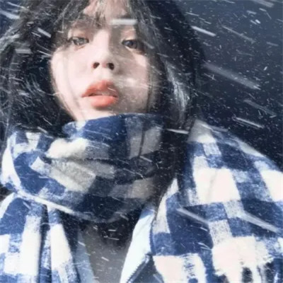氛围感微信女生头像