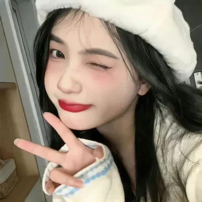 氛围感微信女生头像