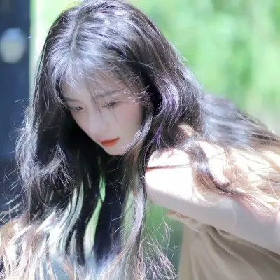氛围感头像酷女生图片