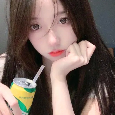 氛围感头像酷女生图片