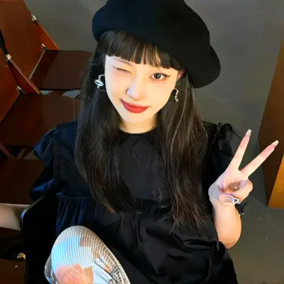 氛围感头像酷女生图片