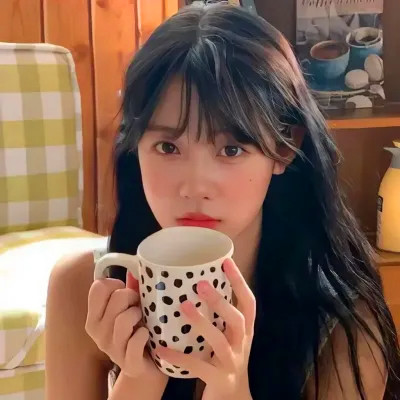 氛围感头像酷女生图片