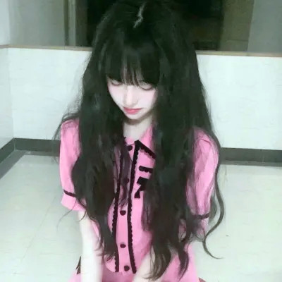 氛围感头像酷女生图片