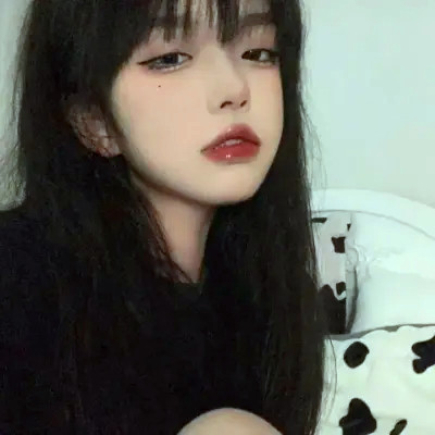 氛围感头像酷女生图片