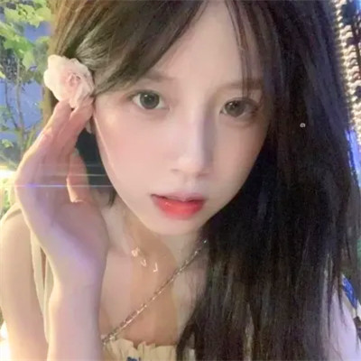 氛围感头像酷女生图片