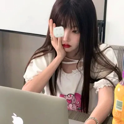 氛围感头像酷女生图片