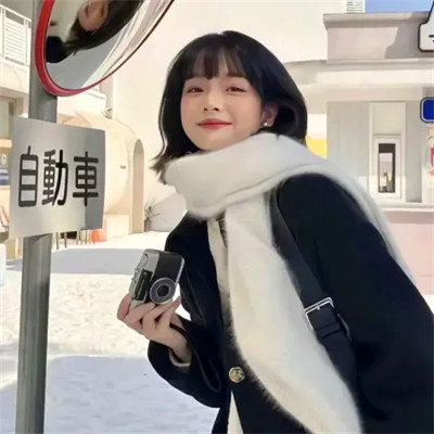qq头像女生ins氛围感真人图片