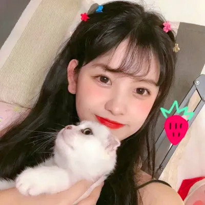 qq头像女生ins氛围感真人图片