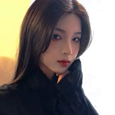 qq头像女生ins氛围感真人图片