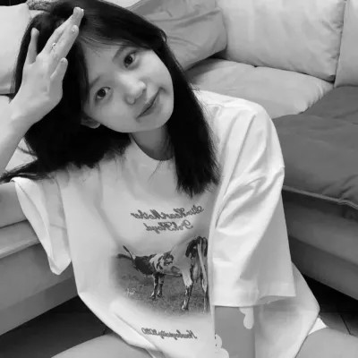 微信头像图片黑白女生