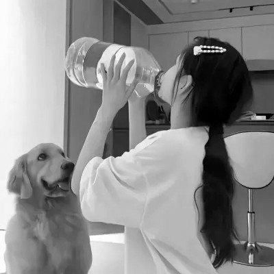 微信头像图片黑白女生
