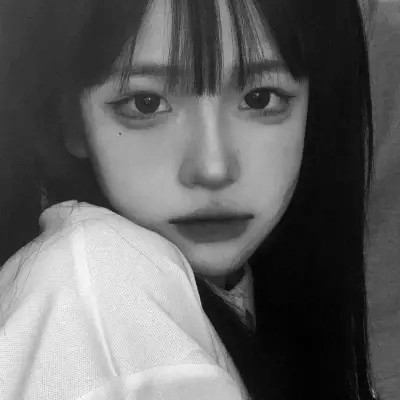 微信头像图片黑白女生