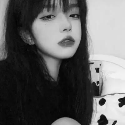 微信头像图片黑白女生