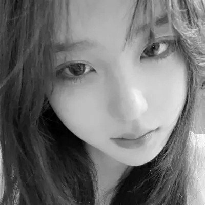 微信头像图片黑白女生