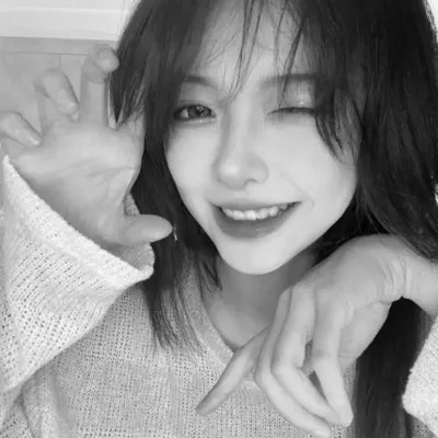 微信头像图片黑白女生