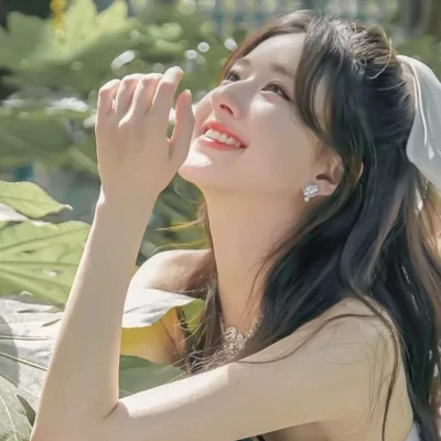 特别清纯的女生头像