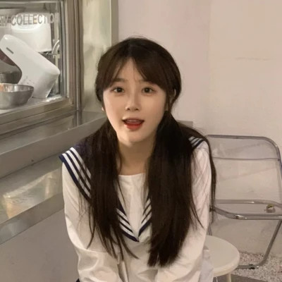 特别清纯的女生头像