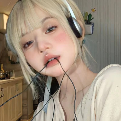 特别清纯的女生头像