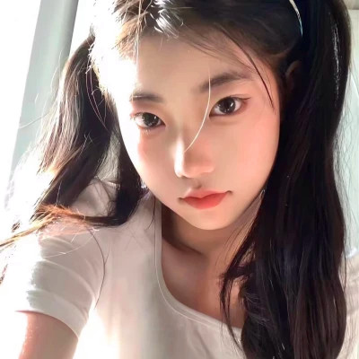清新自然漂亮美女头像图片