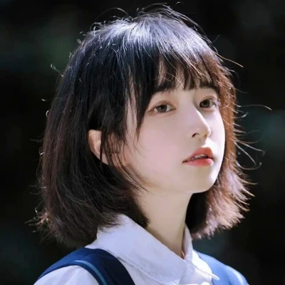 清新自然漂亮美女头像图片