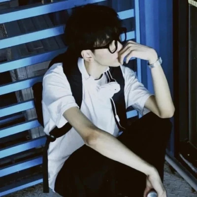 真人男头像ins高级质感