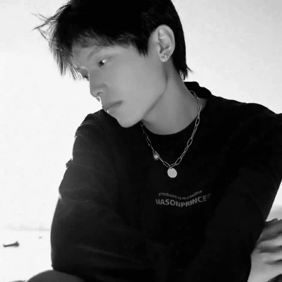 真人男头黑白高级感