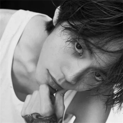真人男头黑白高级感