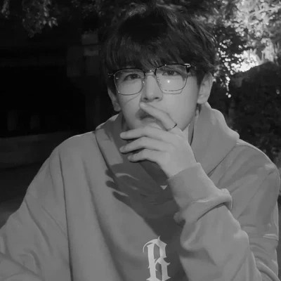 真人男头黑白高级感