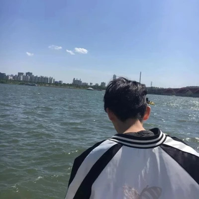 男生真人帅气高清头像