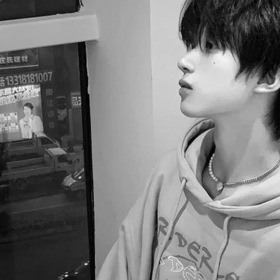 男头像黑白高冷真人帅气图片