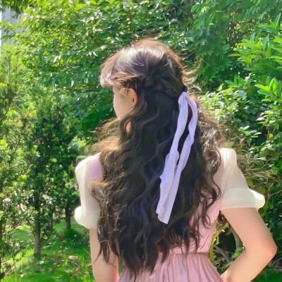 女生背影头像ins高级质感